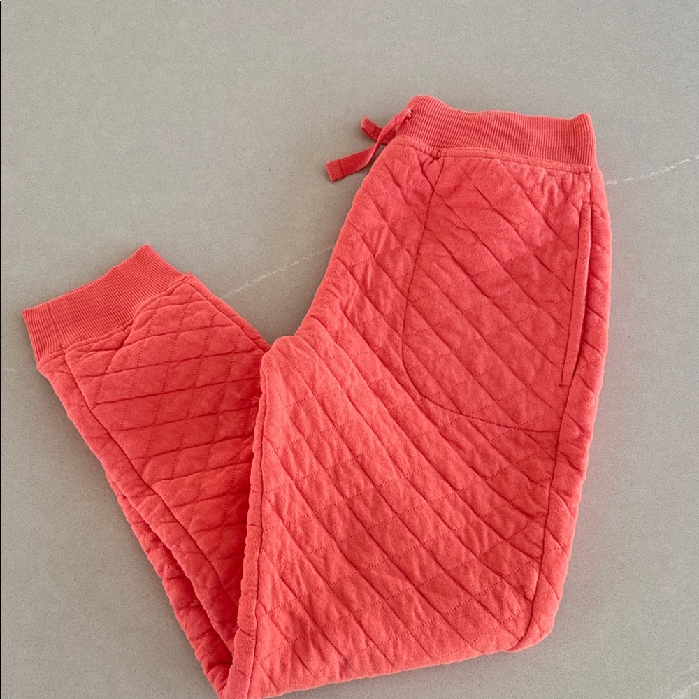Hanna Andersson Quilted Kids Joggers in Coral